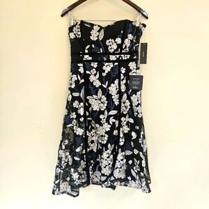 NWT Lulus Constance Strapless Dress Women Sz M Black White Floral Velvet Trim